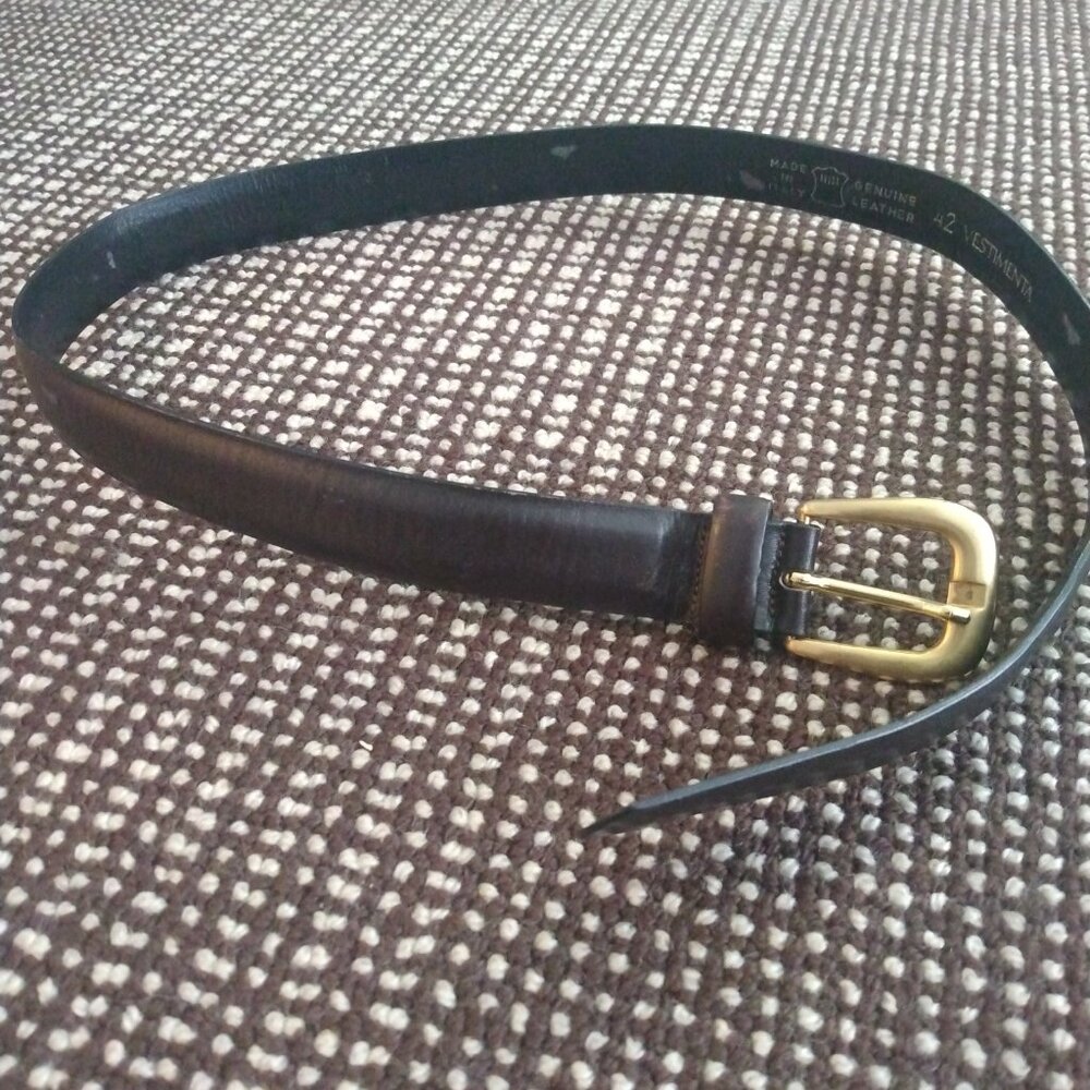Vestimenta leather belt size :42